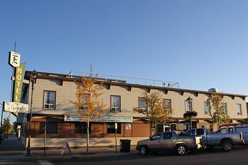 Edgewater Hotel Whitehorse Exterior foto